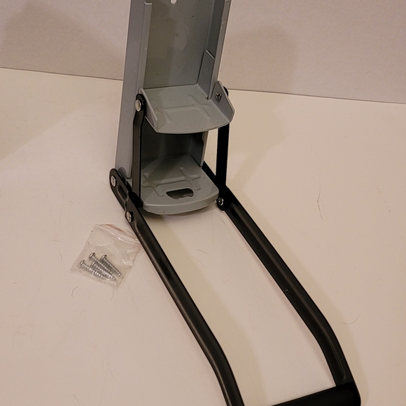 Deluxe can crusher. New in box. - Picture 4 of 4